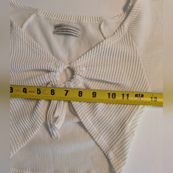 Urban Outfitters OU Tie-Front Crop Flutter Bell Sleeve Top White Boho Size Xs - Picture 8 of 8